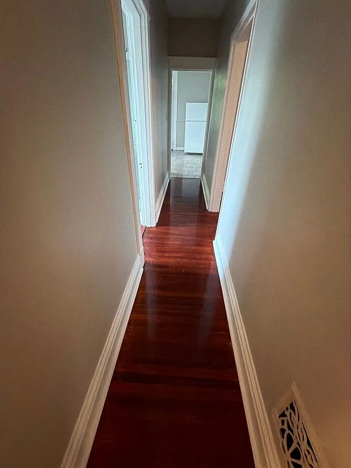 2 bed, 1.0 bath, 1125 sqft, $1,750 — Photo 3