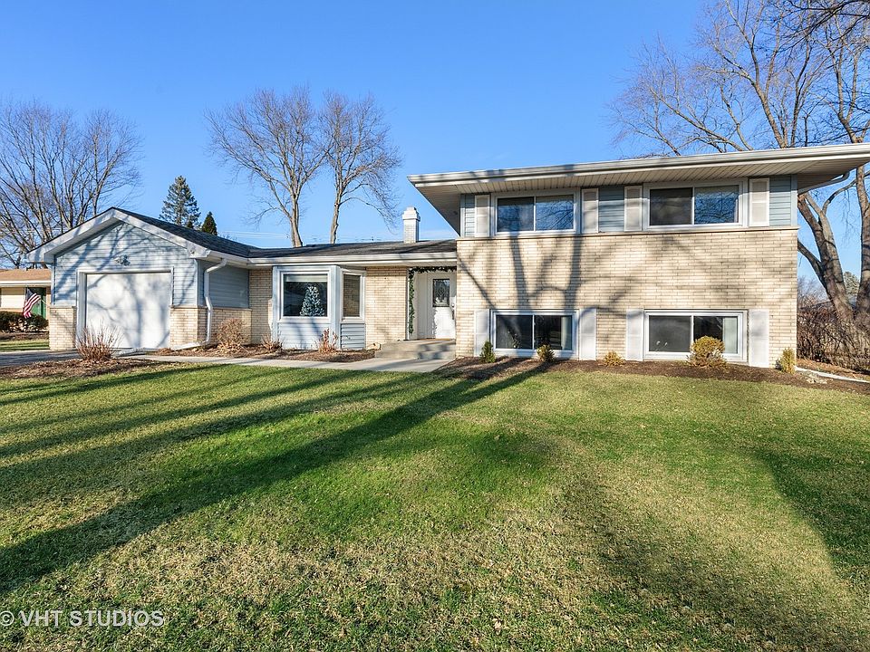 1st image of 728 Valley Park Dr