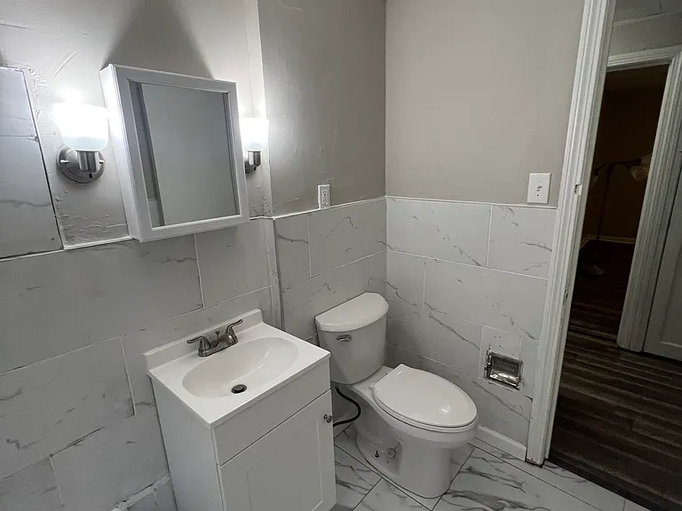 3225 Washington Blvd #1 — Photo 21