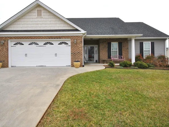 41 Turning Point Dr, Evington, VA 24550