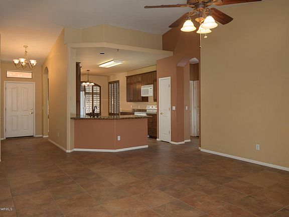 4th image of 1053 S Viejo Dr