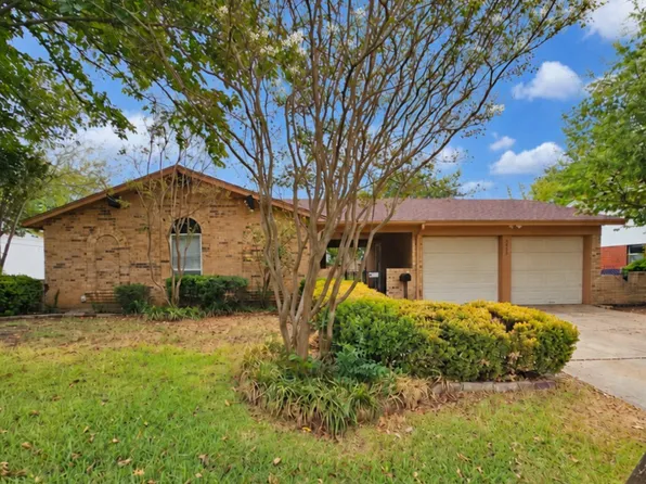 7508 Jade Cir, North Richland Hills, TX 76180