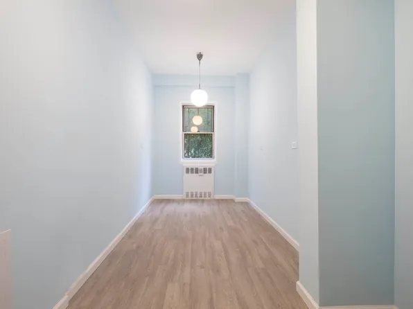 30 West 60th Street image 6 of 20