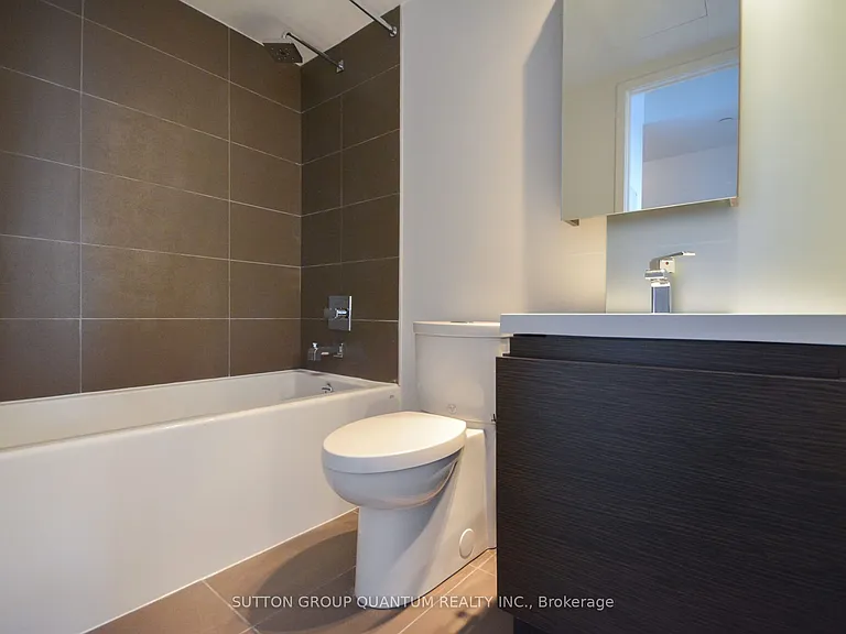 1030 King St W #1127 — Photo 6