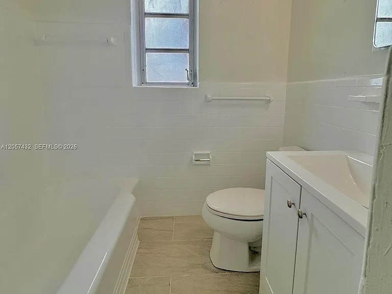 131 NW 32nd Ct #133 — Photo 6