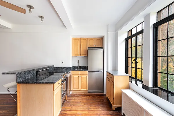 Rented by Brown Harris Stevens | media 2