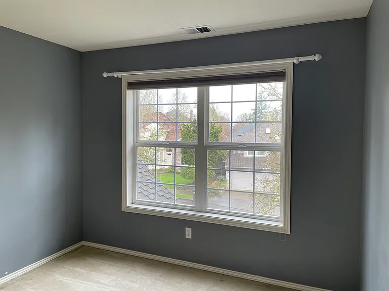bedroom (view of front yard)