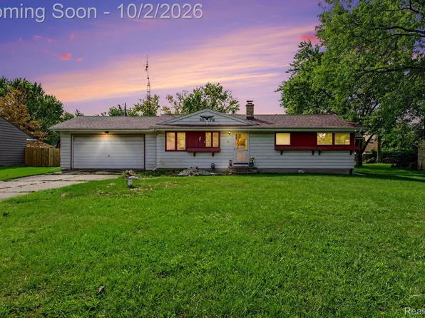 1078 E Hill Rd, Grand Blanc, MI 48439