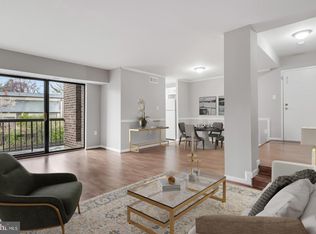 15702 Dorset Rd APT 204, Laurel, MD 20707