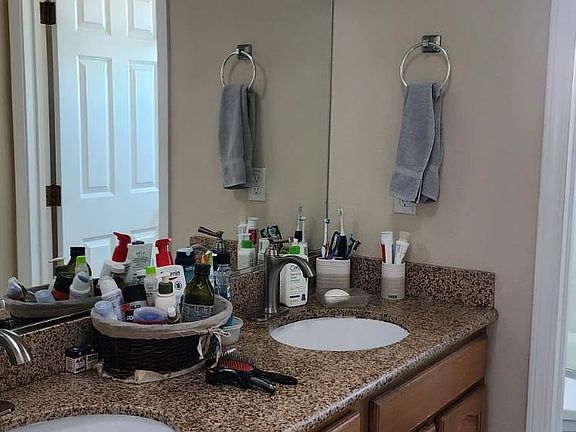 2nd image of 3055 Chronicle Ave #1
