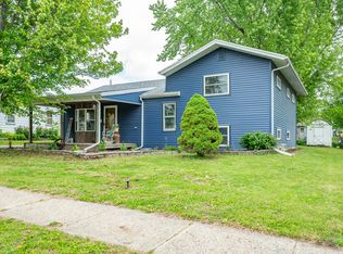 404 E 21st St S, Newton, IA 50208