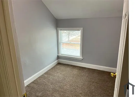 26 B St — Photo 11