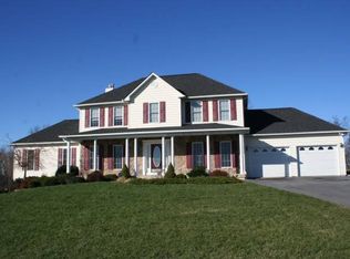 39 Freezeland View Ln, Linden, VA 22642