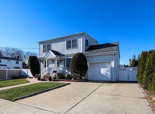 169 N 6th Street, Bethpage, NY 11714