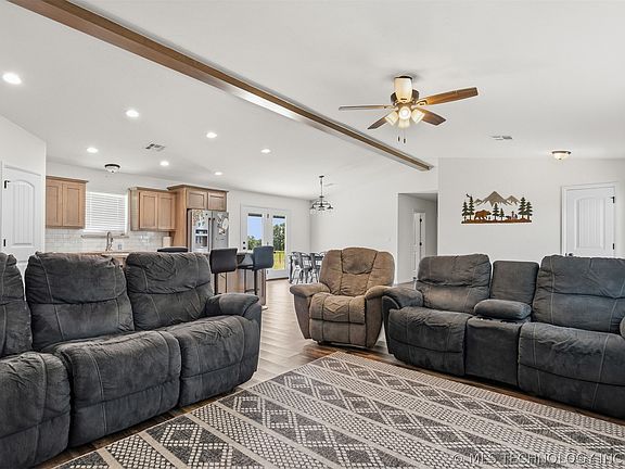 3rd image of 183074 N 3030th Rd