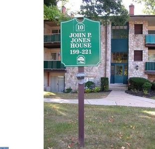 211 Drummers Ln #211, Wayne, PA, 19087