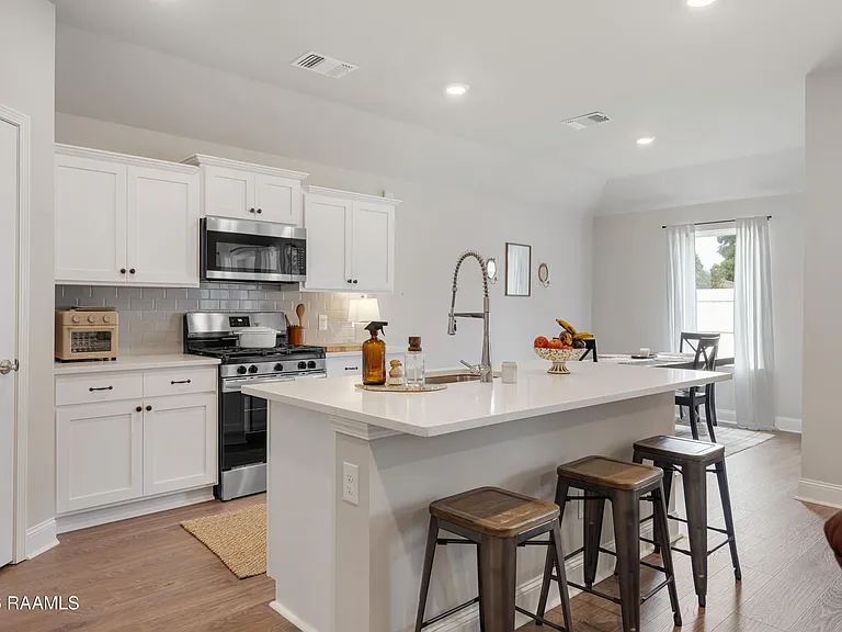105 Harvest Falls Dr — Photo 5