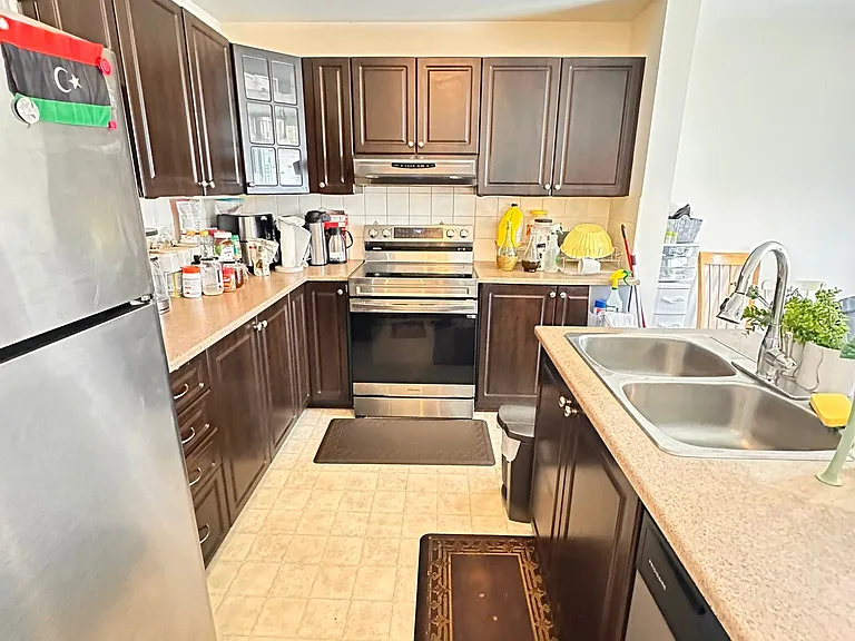 491 Harvest Valley Ave — Photo 2