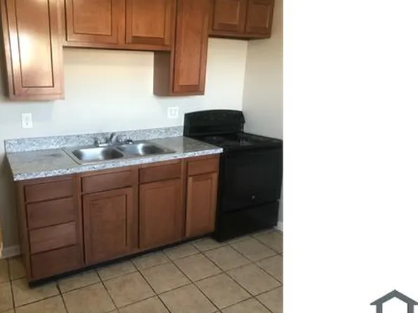 3810 Freedom Way APT 3, Louisville, KY 40229