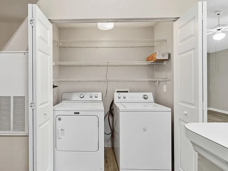 10000 SW 52nd Ave #159 — Photo 8