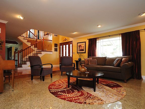 Granite Floors and Crown Moulding