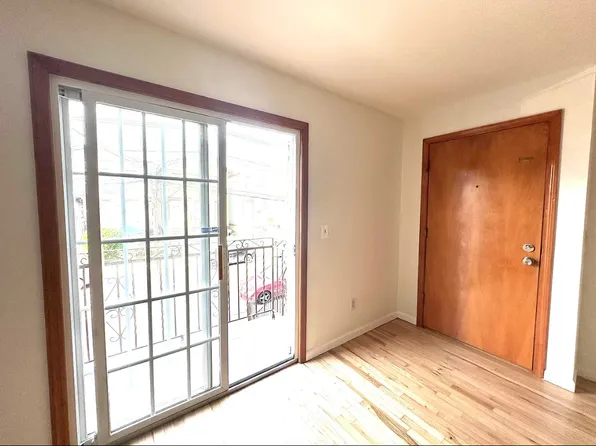 47 Jewett Avenue image 5 of 25