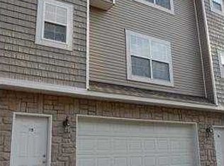 75 Park Island Rd #1, Lake Orion, MI 48362