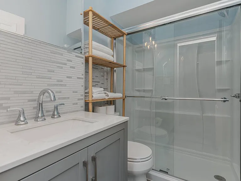 440 Hopkins St #3 — Photo 13