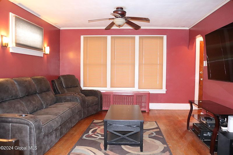 3rd image of 1613 Woolsey Street