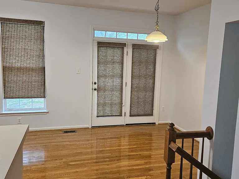 8849 Papillon Dr — Photo 18