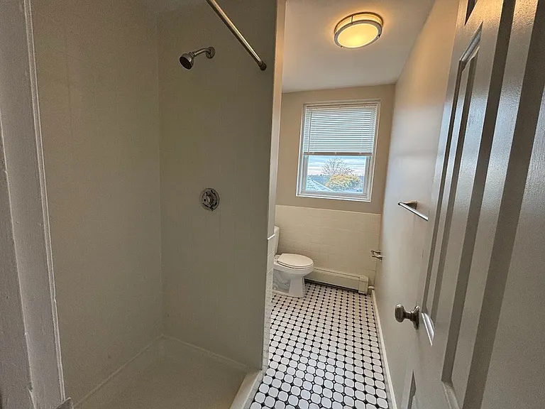260 Washington Apartments Modern Living in the Heart of Salem — Photo 12