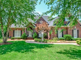 3707 Song Sparrow Dr, Matthews, NC 28104