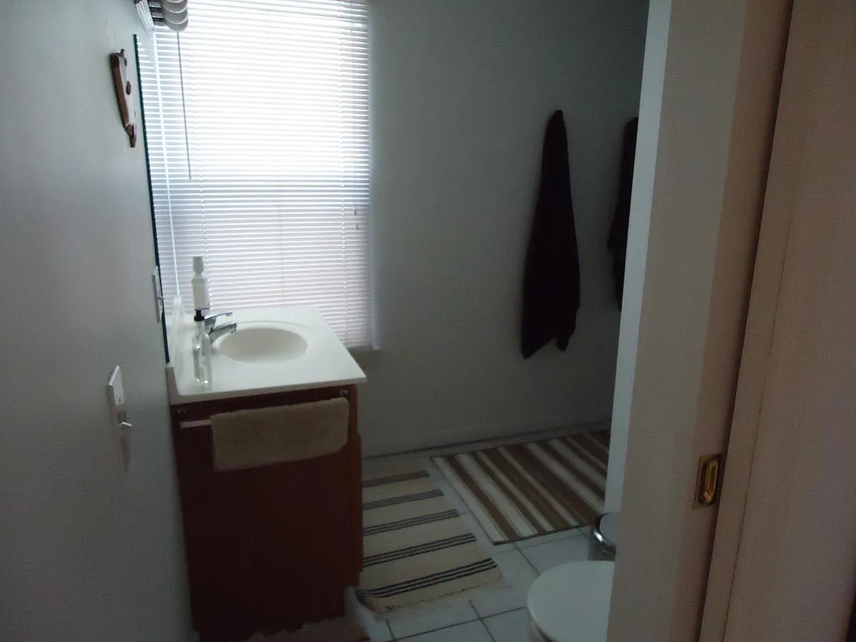 2 bed, 850 sqft, $1,995 — Photo 4