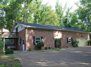 1175 Clarkline Rd, Paducah, KY 42003
