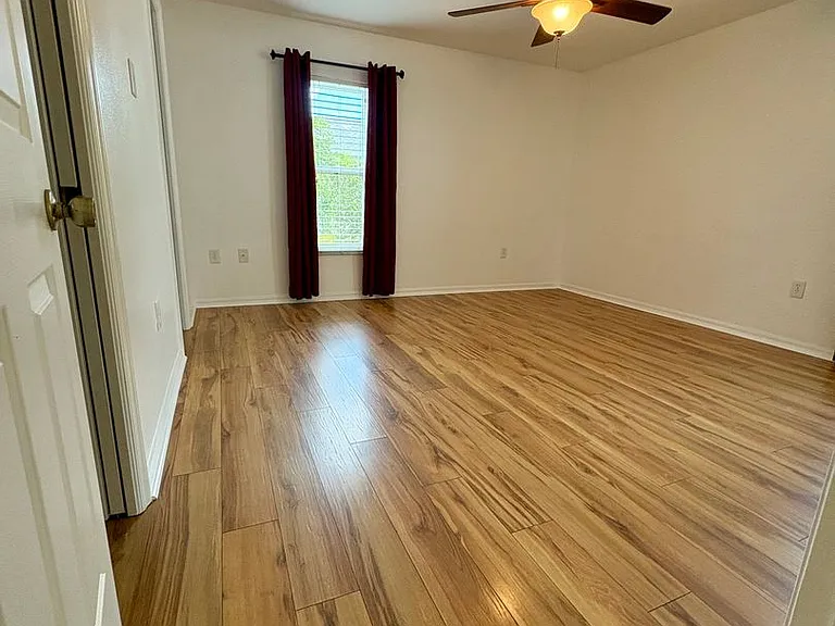 9221 Estrada Pl — Photo 12