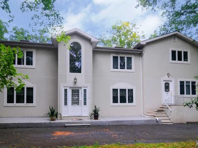 16 Riverside Dr, Hillsdale, NJ, 07642