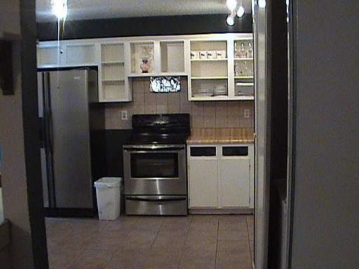 5th image of 906 WALNUT PARK