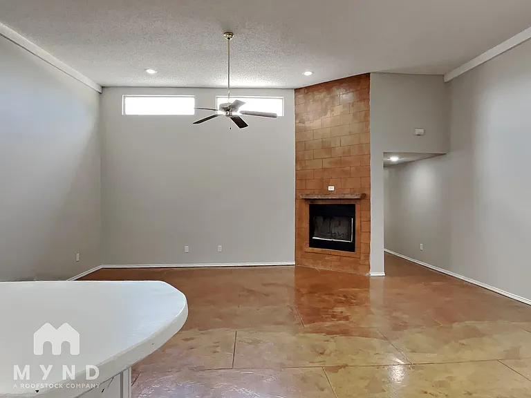 5012 27th St — Photo 10