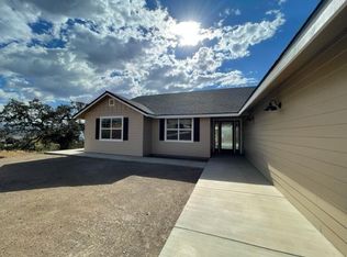 29970 Horsethief Dr, Tehachapi, CA 93561