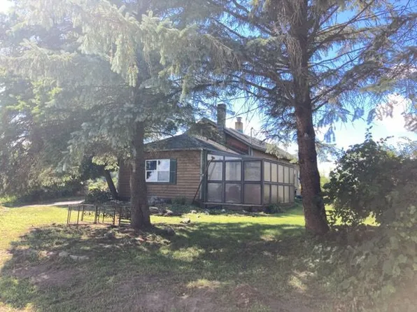 531 Albany Bush Rd, Johnstown, NY 12095