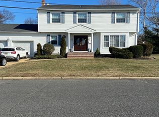 3 Branch Rd, Oakhurst, NJ 07755
