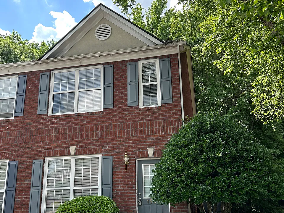 1595 Cove Creek Cir