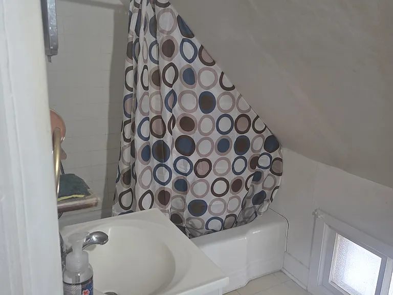 39 Wanda Ave #2 — Photo 10