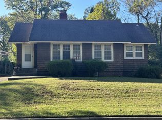 1606 S Walnut St, Pittsburg, KS 66762