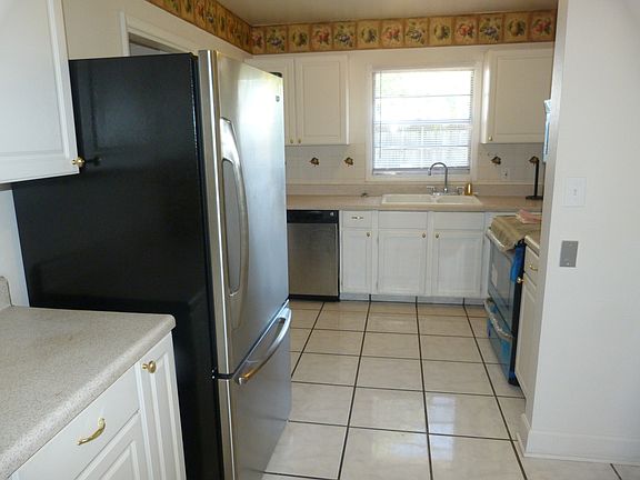 5th image of 2308 E 110th Ave