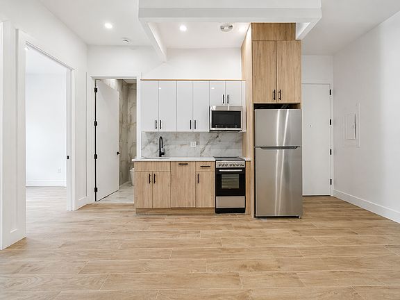 4th image of 893 New York Ave