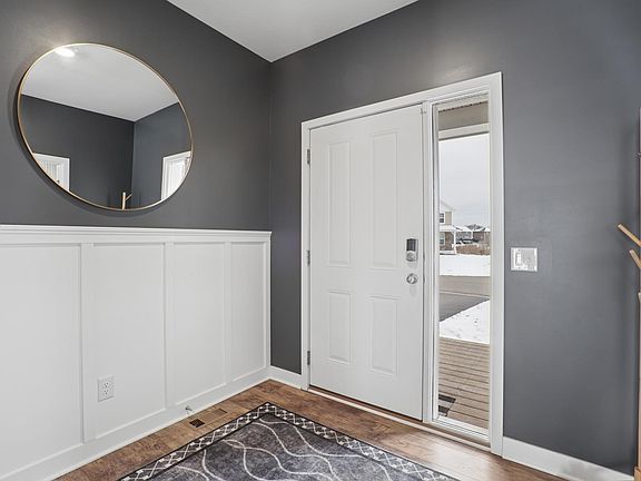 3rd image of 6000 Marx Ct NE