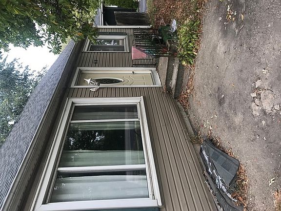 2nd image of 614 S Neltnor Blvd