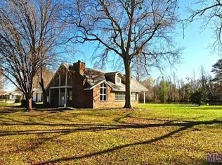 10522 George Lambert Rd, Saint Amant, LA 70774