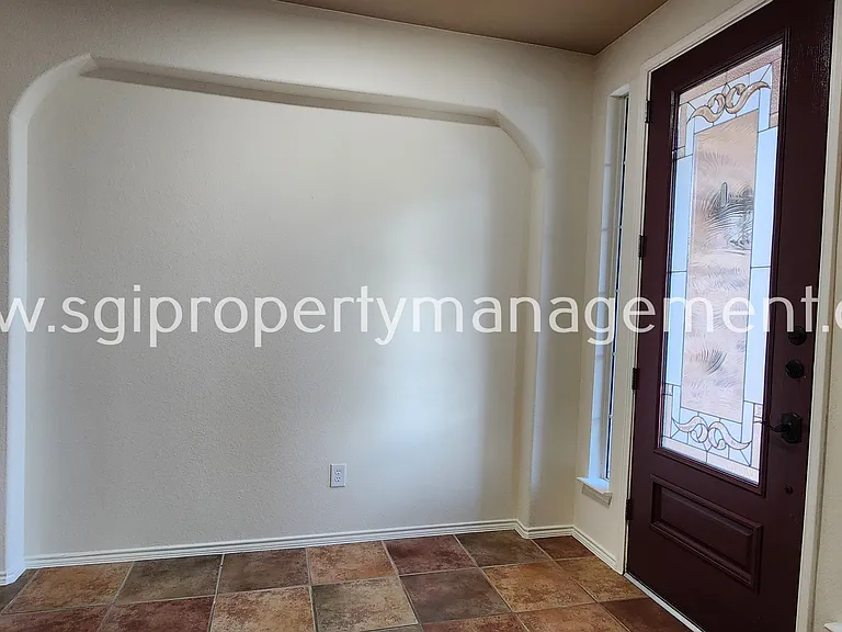 12032 Henderson Dr — Photo 5